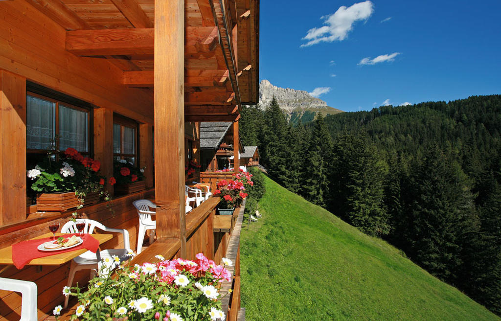 Gasthof Meierei Carezza al Lago Esterno foto