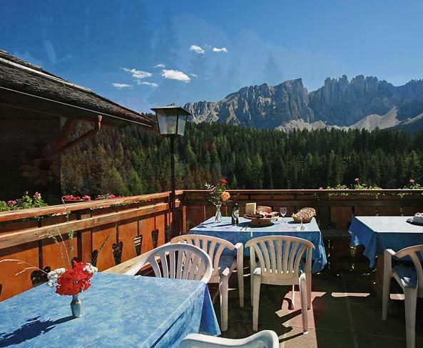 Gasthof Meierei Carezza al Lago Esterno foto