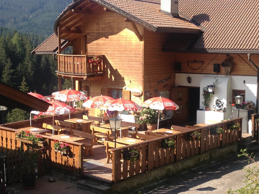 Gasthof Meierei Carezza al Lago Esterno foto