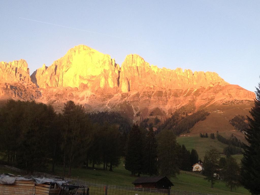 Gasthof Meierei Carezza al Lago Esterno foto